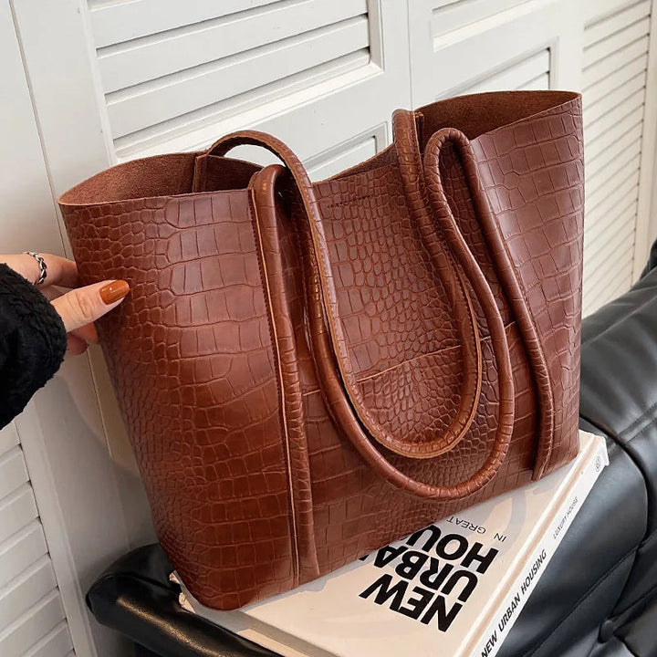 Christina™ | Sac à épaule raffiné